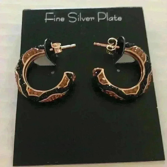 Essential new Multi Crystal Animal Print Hoops - Picture 3 of 8